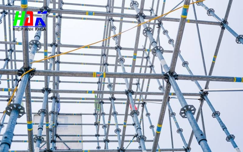 Giàn Giáo Ringlock Là Gì? Cấu Tạo &Amp; Ứng Dụng Thực Tế