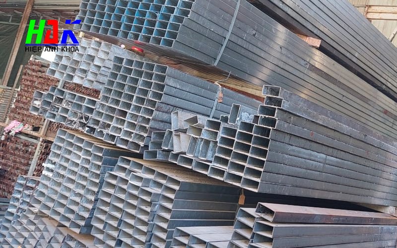 Cách Bảo Quản Xà Gồ Trong Quá Trình Thuê Hiệu Quả