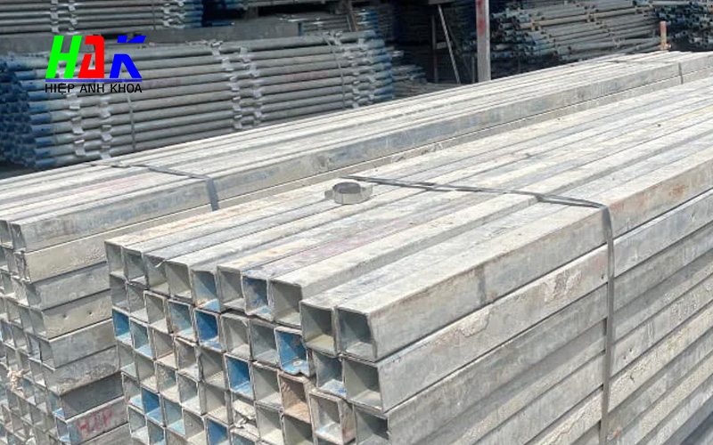Các Lỗi Thường Gặp Khi Thuê Xà Gồ Và Cách Phòng Tránh 1 Tại Sao Cần Kiểm Tra Chất Lượng Xà Gồ Trước Khi Thuê?