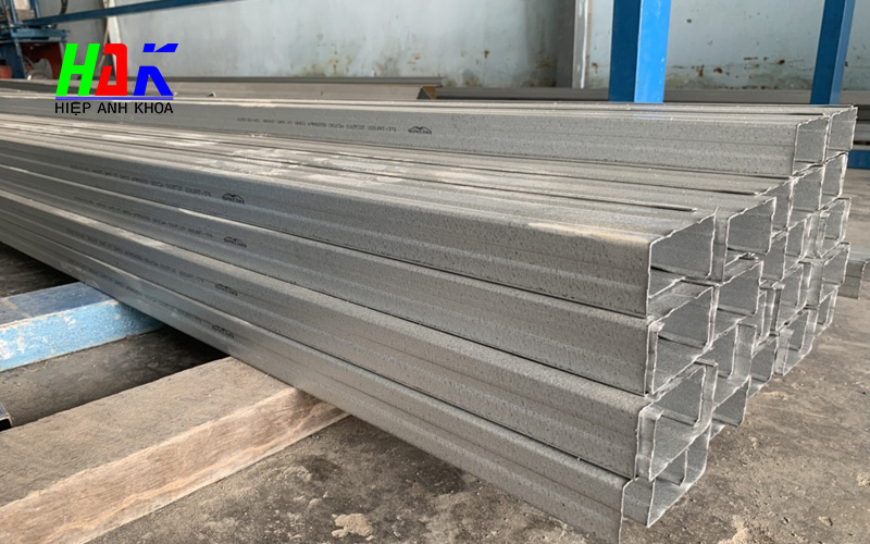 Lợi Ích Khi Lựa Chọn Dịch Vụ Cho Thuê Xà Gồ Thay Vì Mua Mới 1 Thuê Xà Gồ Giúp Tiết Kiệm Thời Gian Thi Công