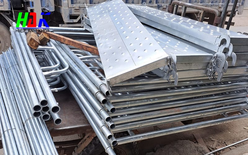 Làm Thế Nào Để Chọn Phụ Kiện Giàn Giáo Chất Lượng, Bền Bỉ?