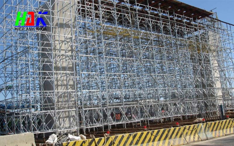 Thue Phu Kien Gian Giao 4