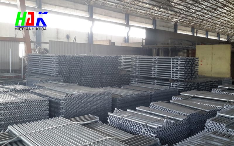 Báo Giá Thuê Giàn Giáo Nêm Cạnh Tranh Nhất Thị Trường 1 Báo Giá Thuê Giàn Giáo Nêm – Tổng Quan Thị Trường 2025