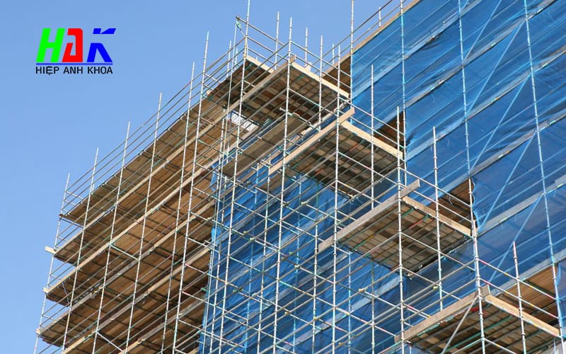 Tại Sao Nên Thuê Giàn Giáo Bao Che Cho Công Trình Xây Dựng