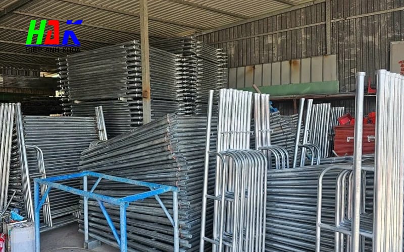 Lý do chọn giải pháp thuê giàn giáo hoàn thiện cho công trình