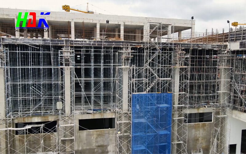 Giải Pháp Thuê Giàn Giáo Hoàn Thiện An Toàn, Thẩm Mỹ Cho Mọi Công Trình