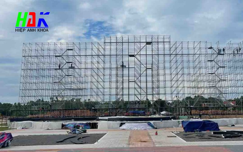 Cho Thuê Giàn Giáo Sự Kiện Lắp Đặt Sân Khấu, Backdrop Uy Tín 2 Cách Tối Ưu Chi Phí Khi Thuê Giàn Giáo Sự Kiện