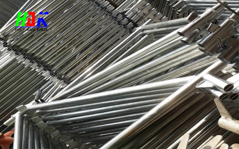 Cho Thuê Chống Consol Nêm Giá Tốt, An Toàn 1 Vì Sao Nên Chọn Dịch Vụ Cho Thuê Chống Consol Nêm?