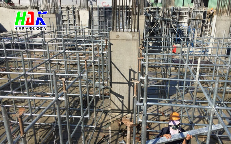 Hệ Giàn Giáo Nêm Là Gì?