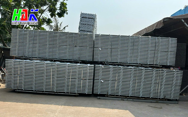Ưu Điểm Khi Thuê Giàn Giáo Nêm Số Lượng Lớn