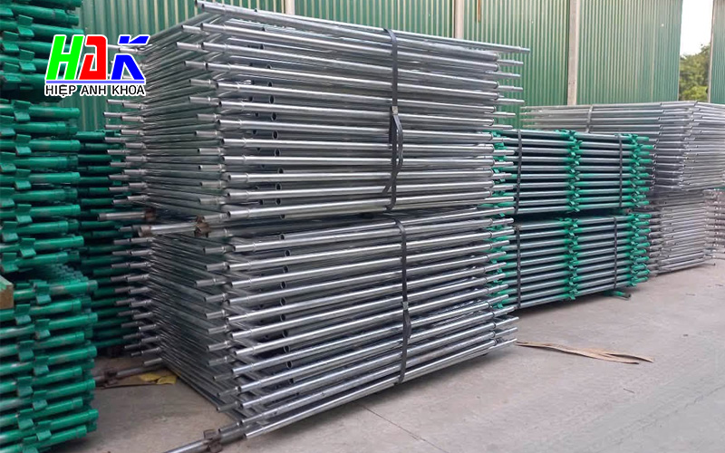 5 Tiêu Chí Đánh Giá Dịch Vụ Cho Thuê Giàn Giáo Chuyên Nghiệp 1 Vì Sao Cần Đánh Giá Kỹ Dịch Vụ Cho Thuê Giàn Giáo Trước Khi Lựa Chọn?