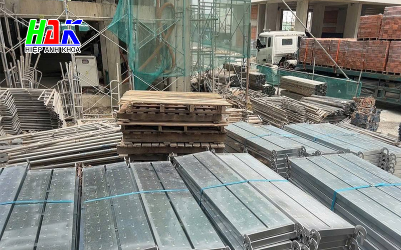 Kinh Nghiệm Thuê Giàn Giáo Tại Đồng Nai Tiết Kiệm Chi Phí 2 Những Chi Phí Cần Hỏi Rõ Khi Thuê Giàn Giáo Tại Đồng Nai