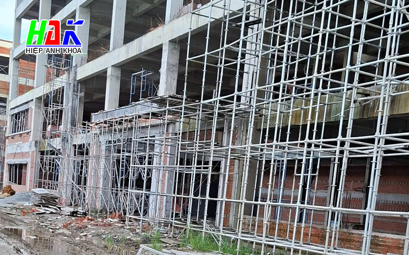Câu Hỏi Thường Gặp Về Thuê Giàn Giáo Tại Long An