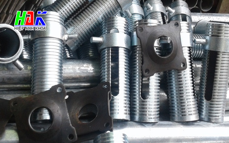 Phụ Kiện Giàn Giáo Không Thể Thiếu Khi Lắp Đặt 1 Phụ Kiện Giàn Giáo Có Vai Trò Gì Khi Lắp Đặt?