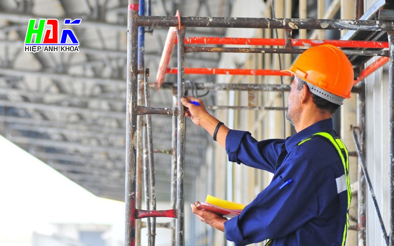 Thuê Giàn Giáo: Cần Kiểm Tra Gì Khi Nhận Hàng? 